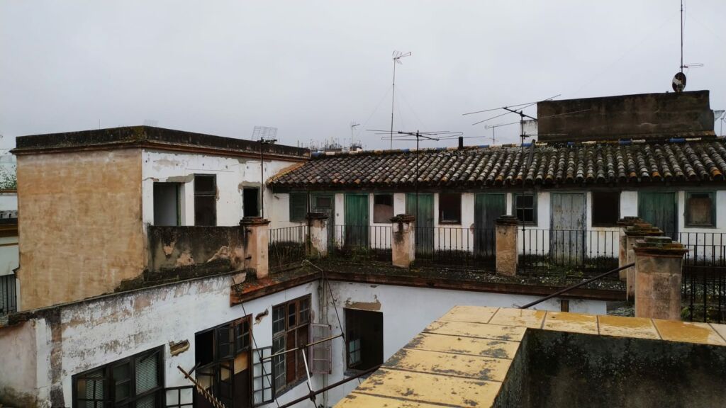 Estudio geotécnico y patológico edificios